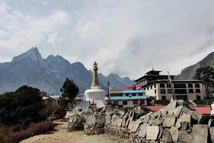 Erfahrung von Everest Base Camp Trek mit 5-Sterne-Unterkunft in Kathmandu