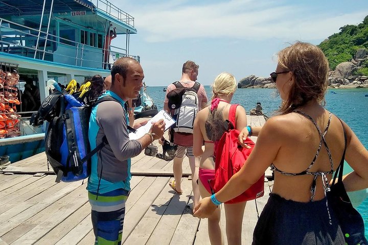 Snorkel Tour a Koh Nangyuan e as baías escondidas de Koh Tao a bordo do Oxygen