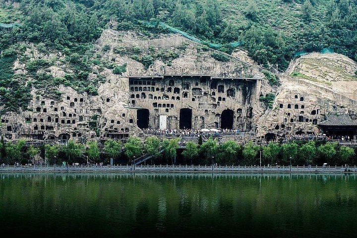 Private Luoyang Longmen Grottoes & Shaolin Temple Day Tour fra Luoyang