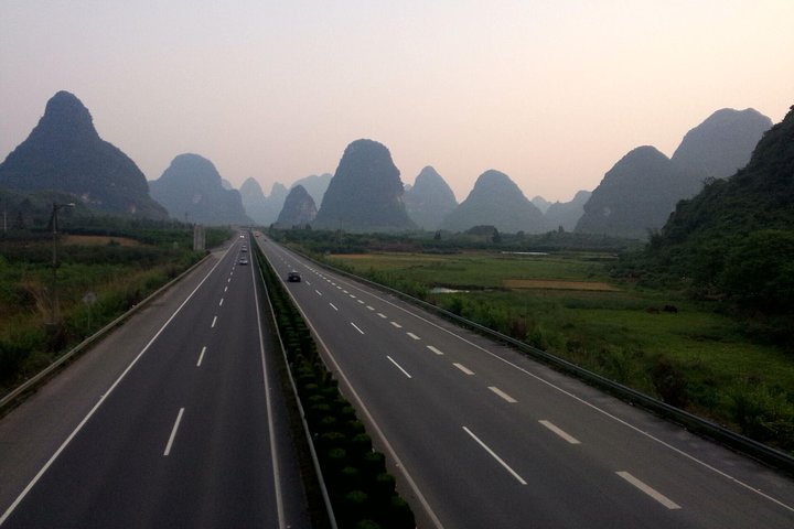 Aeropuerto Internacional de Nanning Wuxu al Hotel Daxin Mingshi