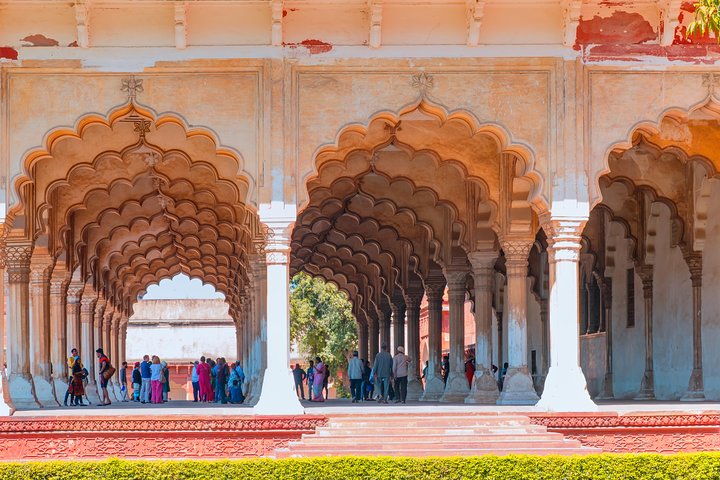 Private Taj Mahal & Agra Tour from Delhi with 5 Star Hotel Meal