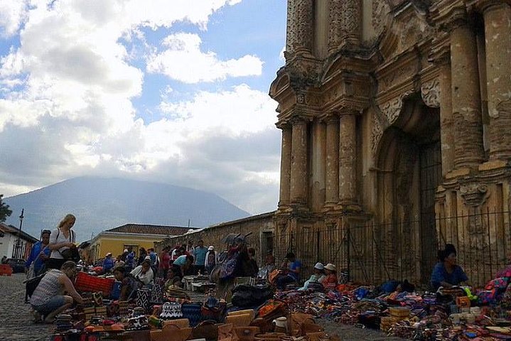 Excursão Terrestre Antigua Guatemala a partir de Puerto Quetzal