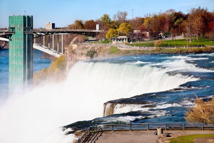 Niagara Falls 1 dagstur fra NYC med Maid of the Mist bådtur