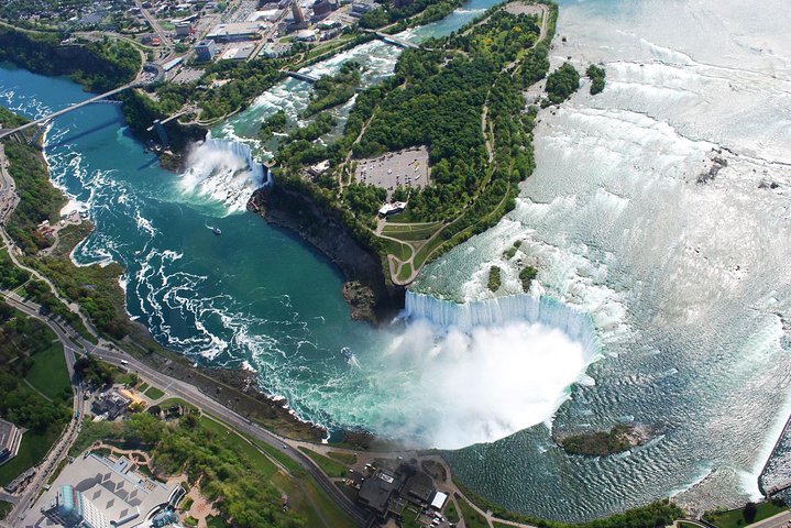 Niagara Falls 1 dagstur fra NYC med Maid of the Mist bådtur