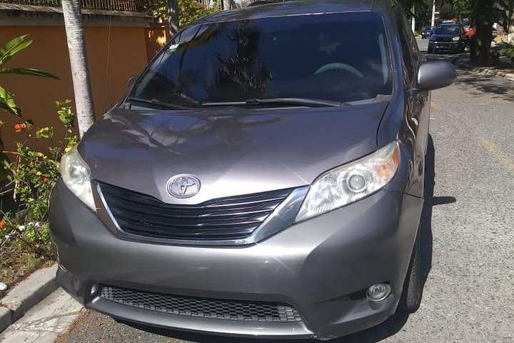 Privater Transfer von Santo Domingo nach Punta Cana & Viceversa (einfache Fahrt)