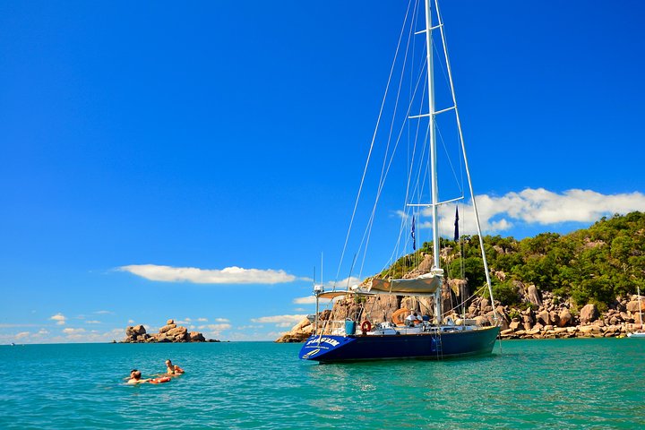 Crucero a la hora del almuerzo en Magnetic Island