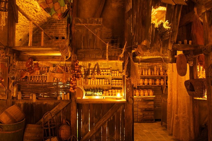 Prague 5 Courses Medieval Dinner and Live Performances