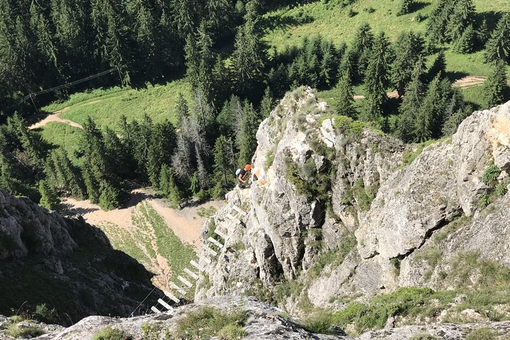 Via Ferrata Tour i nærheten av Red Lake (Lacu Rosu)