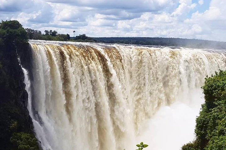 Small Group Devil's Pool and Livingstone Island Tour