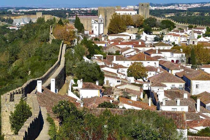 Tomar Fatima Batalha Alcobaca og Obidos fra Nazare Private Tour