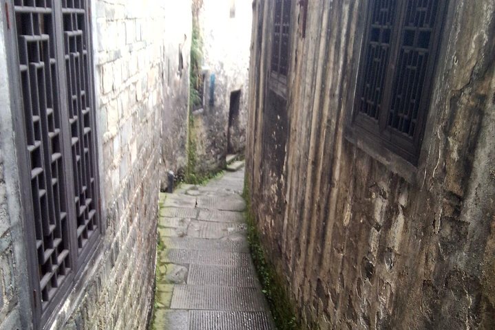 Privétransfer van Fenghuang naar Guilin en stopt bij Hongjiang