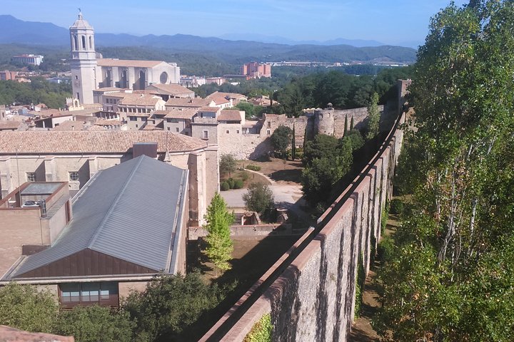 Girona en Besalu, Jewish History tour Small Group uit Girona