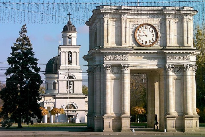 Excursion d'une journée en République de Moldavie - visitez Chisinau et Cricova Winery