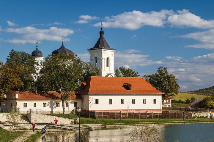 Excursion d'une journée en République de Moldavie - visitez Chisinau et Cricova Winery