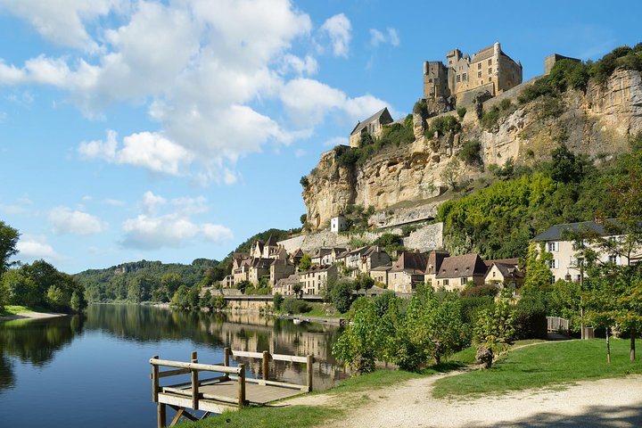 Excursion d'une demi-journée dans les villages de Dordogne au départ de Sarlat