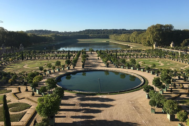 Versailles Palace & Giverny Privétour met lunch en hotelophaalservice