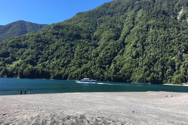 Helgedagstur til Osorno-vulkanen og Petrohue Falls