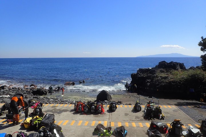 Genießen Sie das Tauchen auf der Izu-Halbinsel für das Zertifikat Diver