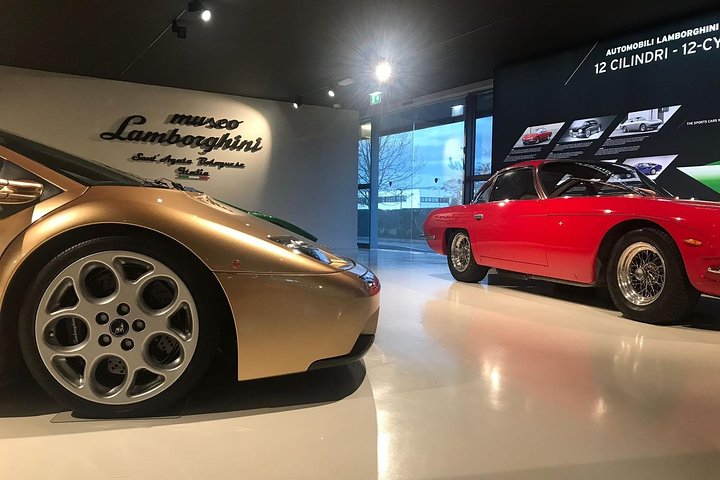 Ferrari Lamborghini Pagani Fabriken und Museen - Tour ab Bologna