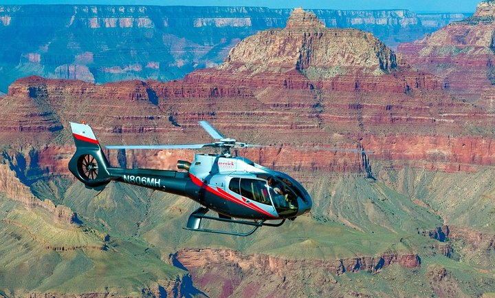 Voo de helicóptero de 45 minutos sobre o Grand Canyon saindo de Tusayan, Arizona
