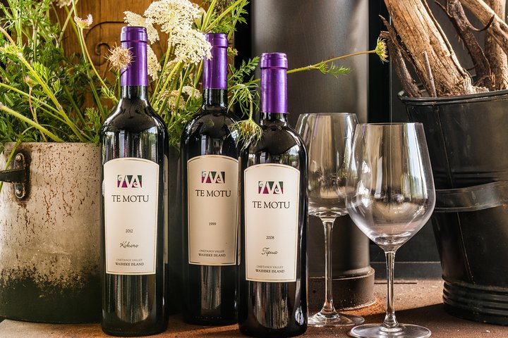 PREMIUM VIN TASTING = Waiheke Island Wine Tours MAX 11 kunder!