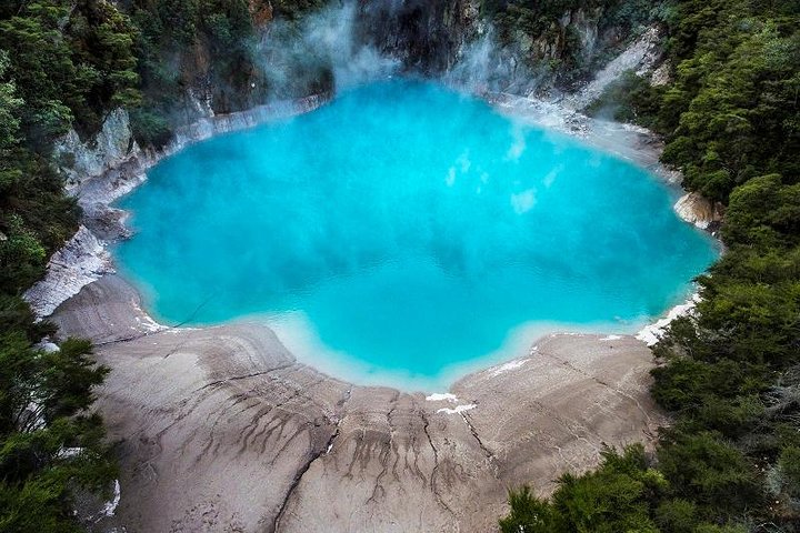 Rotorua baserad liten grupp morgontur Waimangu och Wai O Tapu
