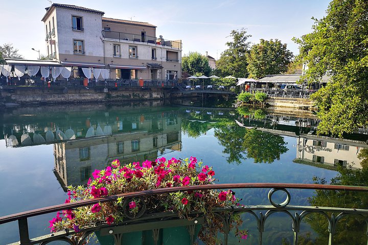 Arles Kleine groepsreis: privé dagtocht naar de dorpen van de Luberon