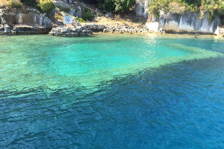 Recorrido compartido en barco por la ciudad de Kekova, incluido el almuerzo