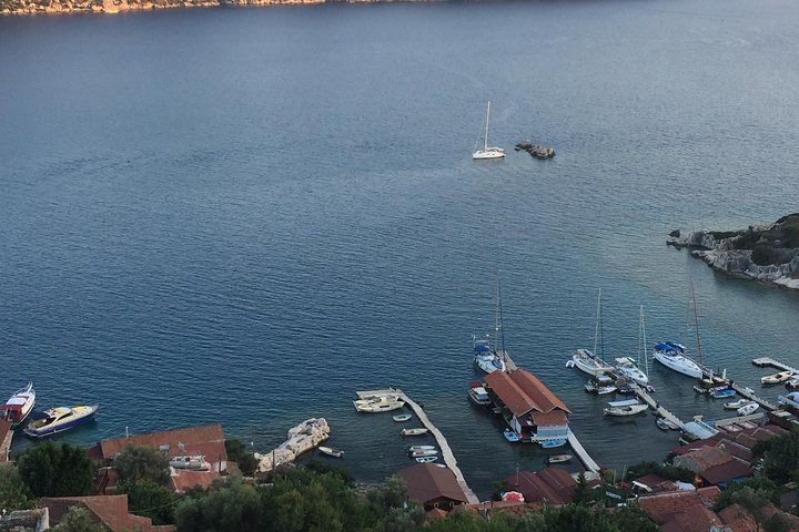 Recorrido compartido en barco por la ciudad de Kekova, incluido el almuerzo
