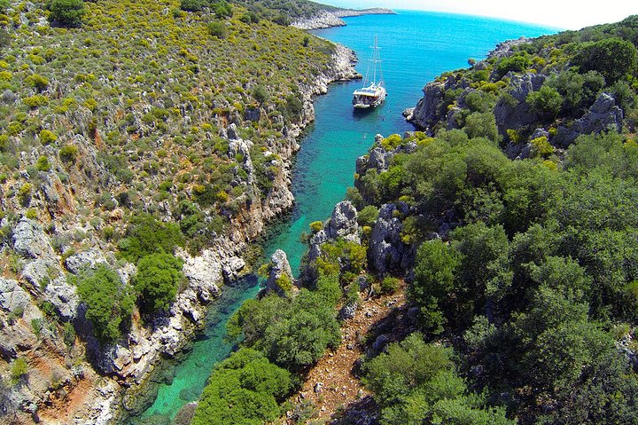 Recorrido compartido en barco por la ciudad de Kekova, incluido el almuerzo