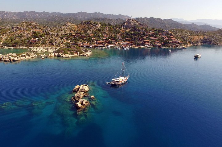 Recorrido compartido en barco por la ciudad de Kekova, incluido el almuerzo