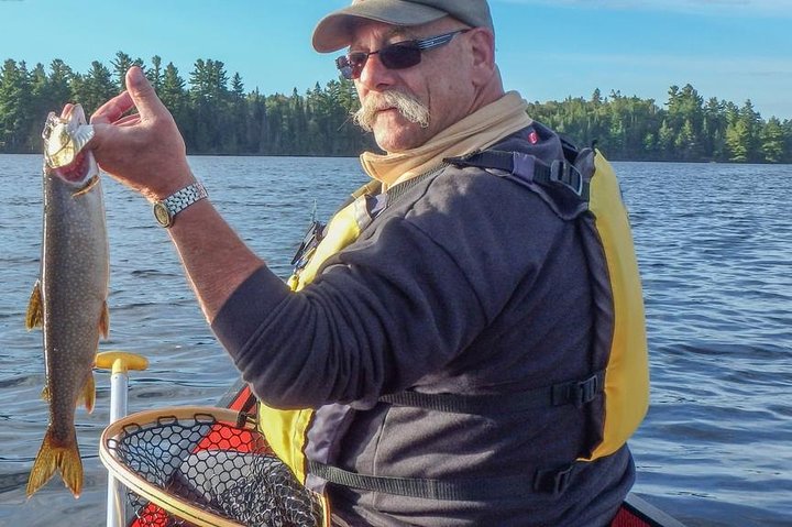 3 heures de pêche à l'achigan et à la truite au parc Algonquin (privé - le prix est pour 1 ou 2 personnes)