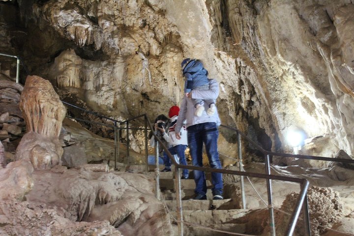 Cagliari : Experiencia privada de día completo en Porto Flavia y cuevas de los Zuddas desde Chía