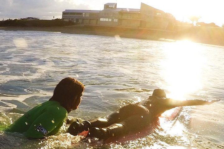 Lezione di surf di gruppo di 2 ore a Torquay sulla Great Ocean Road