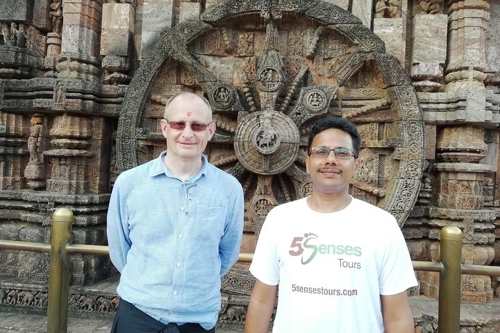 Bhubaneswar stadsrundtur och Konark Sun Temple i privat bil med guide