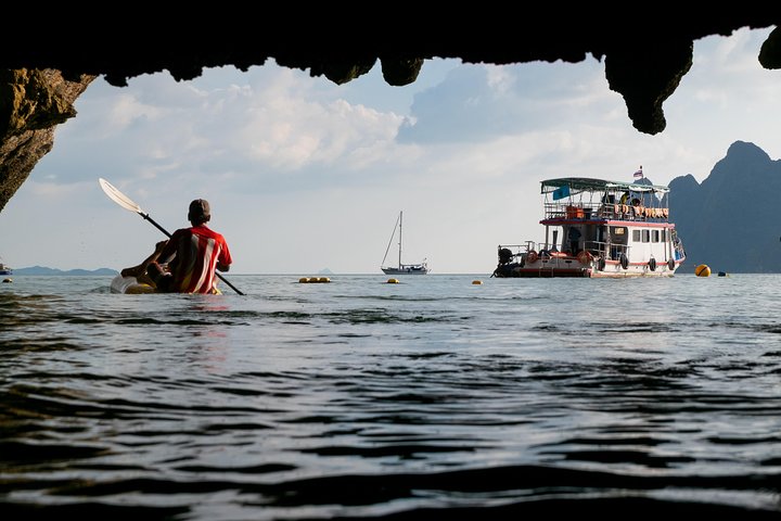 Fantastisk Phang Nga Bay-dagstur med kajaksejlads og snorkling