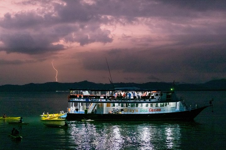 Fantastisk Phang Nga Bay-dagstur med kajaksejlads og snorkling