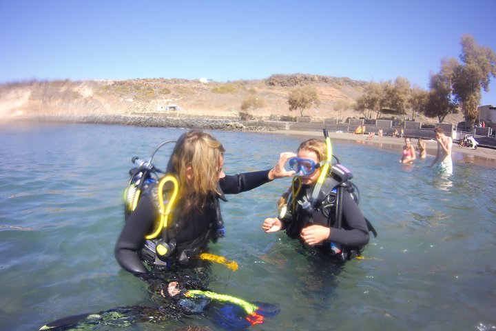 Scuba Diving Beginners Session i Costa Adeje