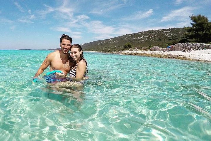 Zadar : The Best of Dugi Otok - Shipwreck, Sandy Beach & Sea Cave(ザダル:ドゥギ・オトクのベスト・オブ・ザ・ベスト)