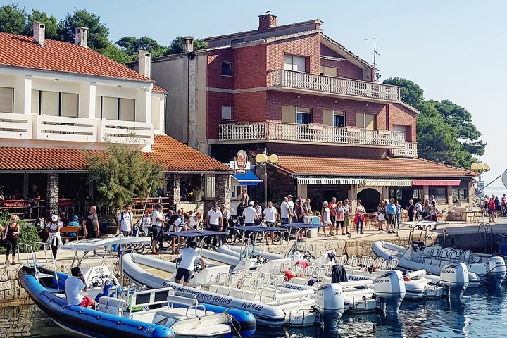 Zadar : The Best of Dugi Otok - Shipwreck, Sandy Beach & Sea Cave(ザダル:ドゥギ・オトクのベスト・オブ・ザ・ベスト)