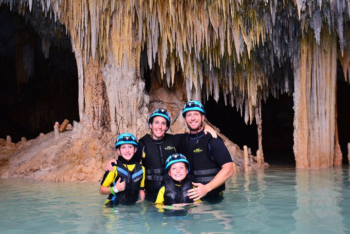 Rio Secreto Ondergrondse Rivier Tour met Kristallen Grotten