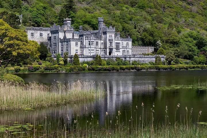 Dagstur i Connemara med byn Leenane och Kylemore Abbey från Galway