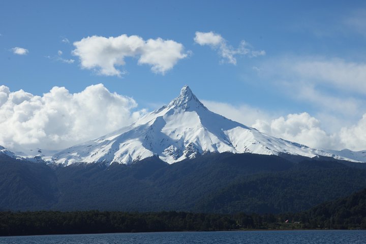 Enkele reis: van Bariloche, Argentinië naar Puerto Varas, Chili