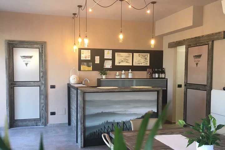 Abellonio Cascina Piccaluga - visita a los viñedos, a la bodega de cata
