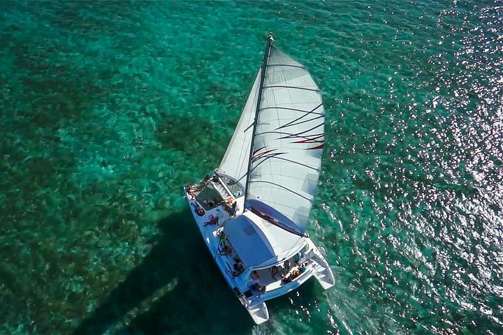 Croisière d'une journée en catamaran à l'île aux Cerfs avec déjeuner barbecue