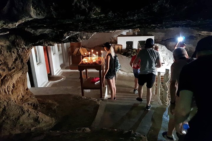 Isola Spinalonga, grotta di Milatos, motoscafo privato, olio d'olivaDegustazione