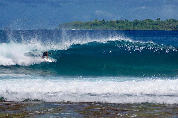 Vivi Malibu con esclusive lezioni di surf di 90 minuti