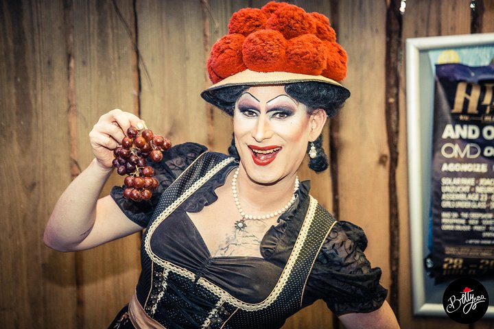 Bonjour, bonjour Fribourg ! - Tournée de spectacle de drag avec Betty BBQ