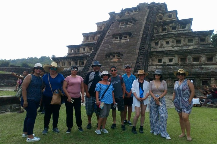 Escapada de un día a las ruinas de Tajín con visita a una fábrica de vainilla