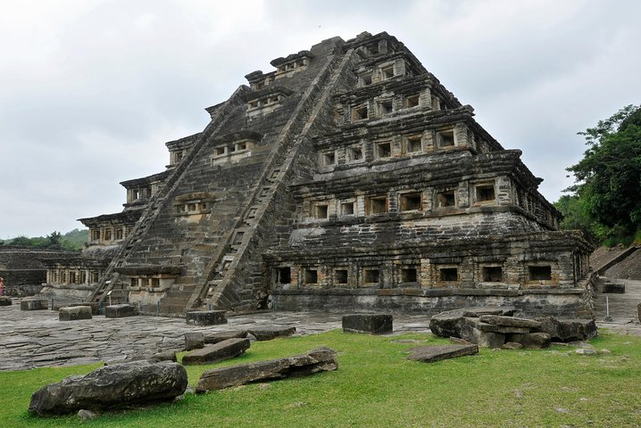 Escapada de un día a las ruinas de Tajín con visita a una fábrica de vainilla